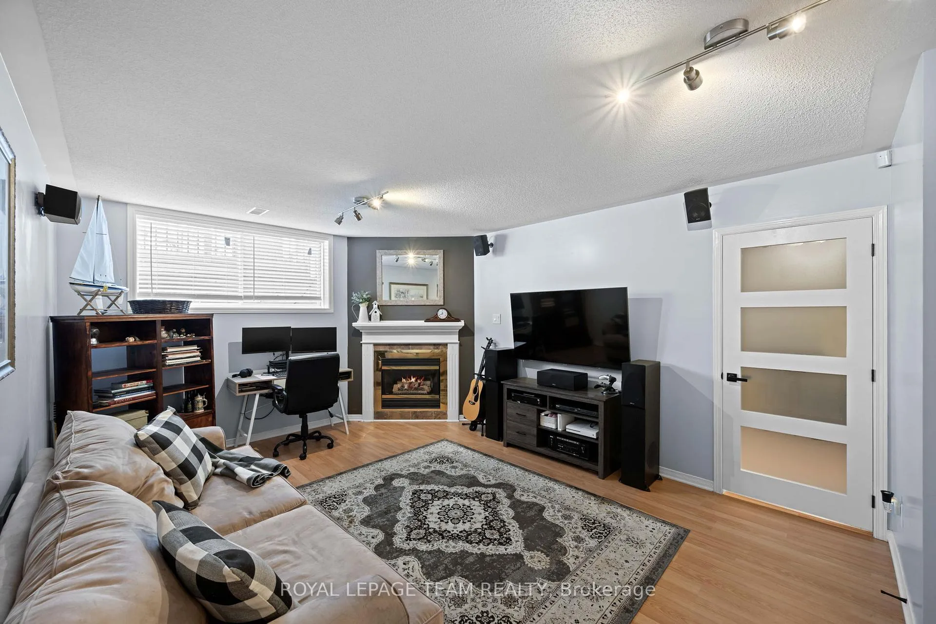 Photo 32 of 646 Casabella Drive, Ottawa, Avalon East — HOMEH