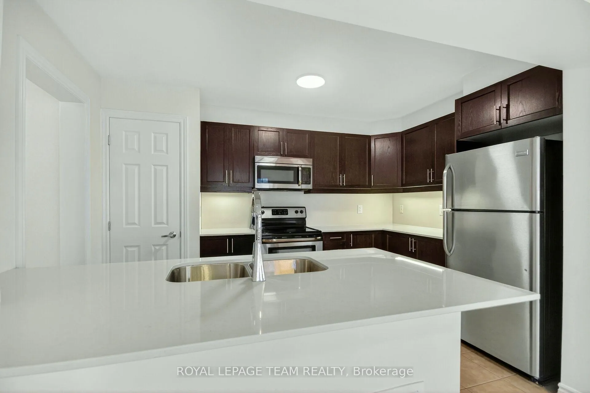 Photo 9 of 342 Sweet Grass Circle, Ottawa, Barrhaven - Half Moon Bay — HOMEH