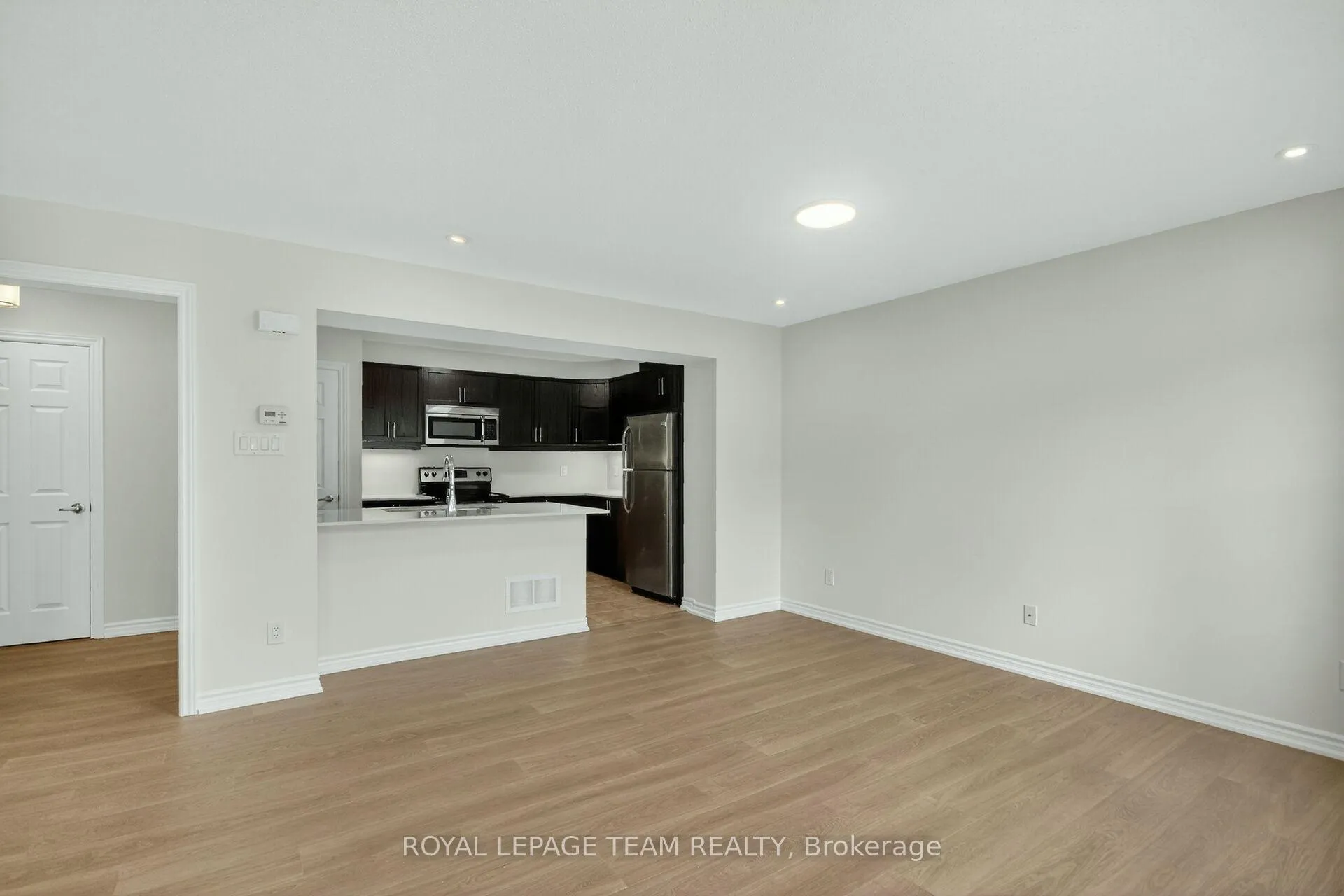Photo 21 of 342 Sweet Grass Circle, Ottawa, Barrhaven - Half Moon Bay — HOMEH