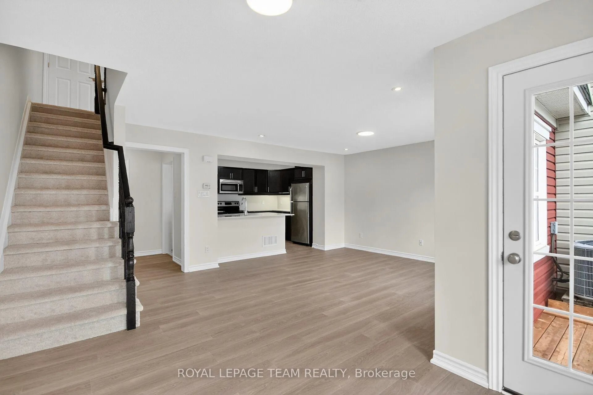 Photo 26 of 342 Sweet Grass Circle, Ottawa, Barrhaven - Half Moon Bay — HOMEH