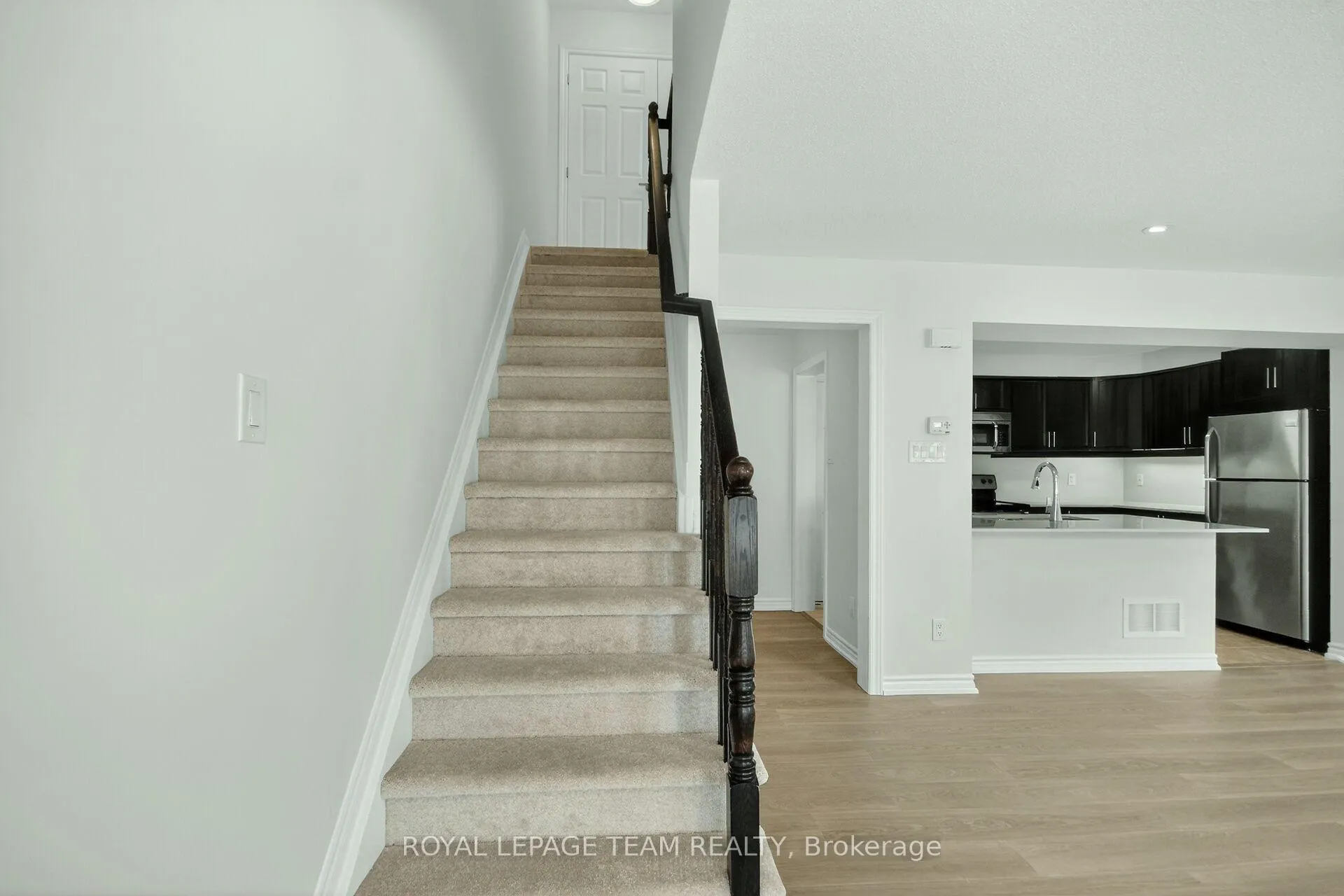 Photo 29 of 342 Sweet Grass Circle, Ottawa, Barrhaven - Half Moon Bay — HOMEH