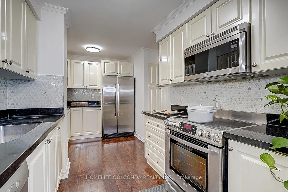 Photo 8 of Unit 21, 1000 Bridletowne Circle, Scarborough, L'Amoreaux — HOMEH