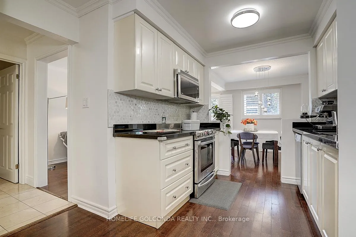Photo 9 of Unit 21, 1000 Bridletowne Circle, Scarborough, L'Amoreaux — HOMEH