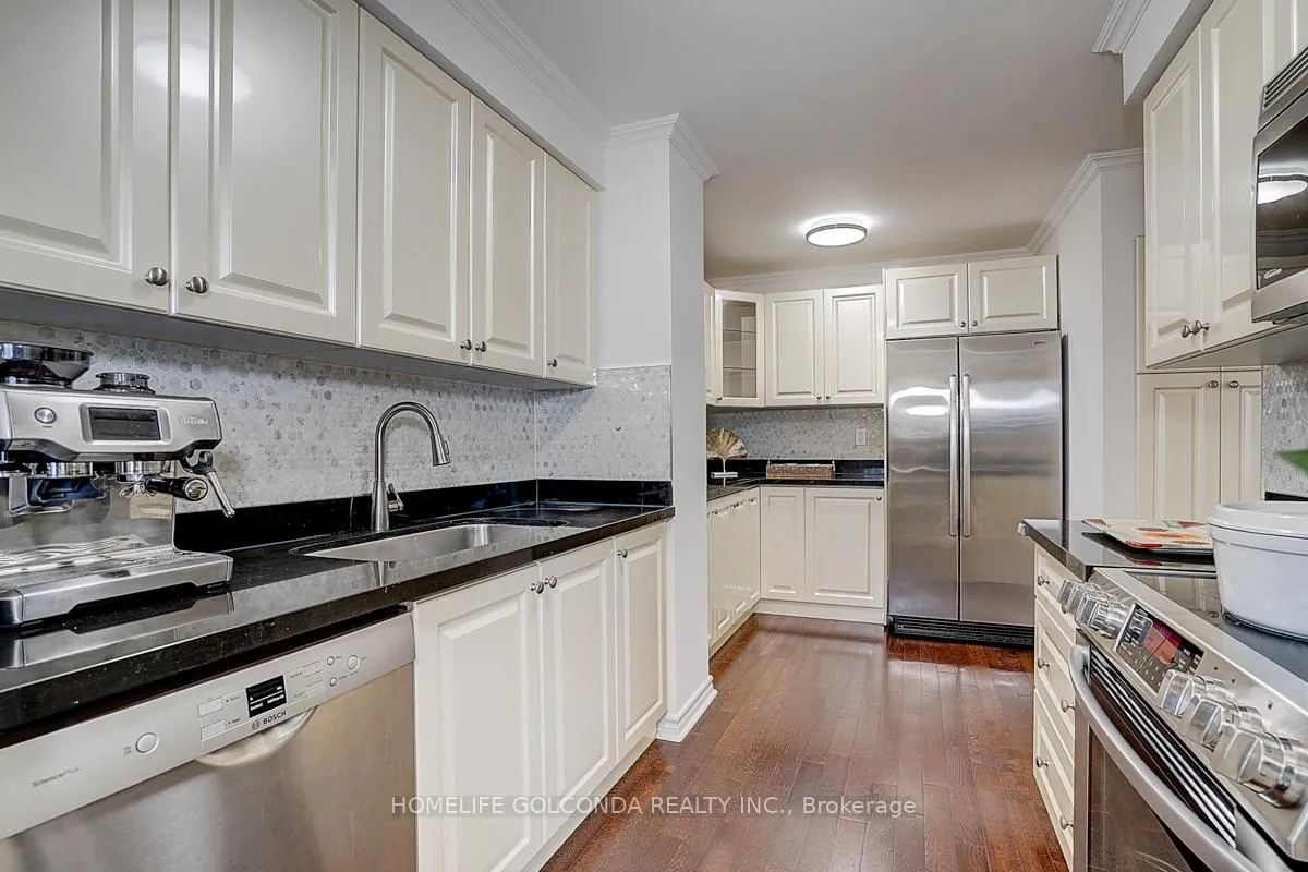 Photo 10 of Unit 21, 1000 Bridletowne Circle, Scarborough, L'Amoreaux — HOMEH