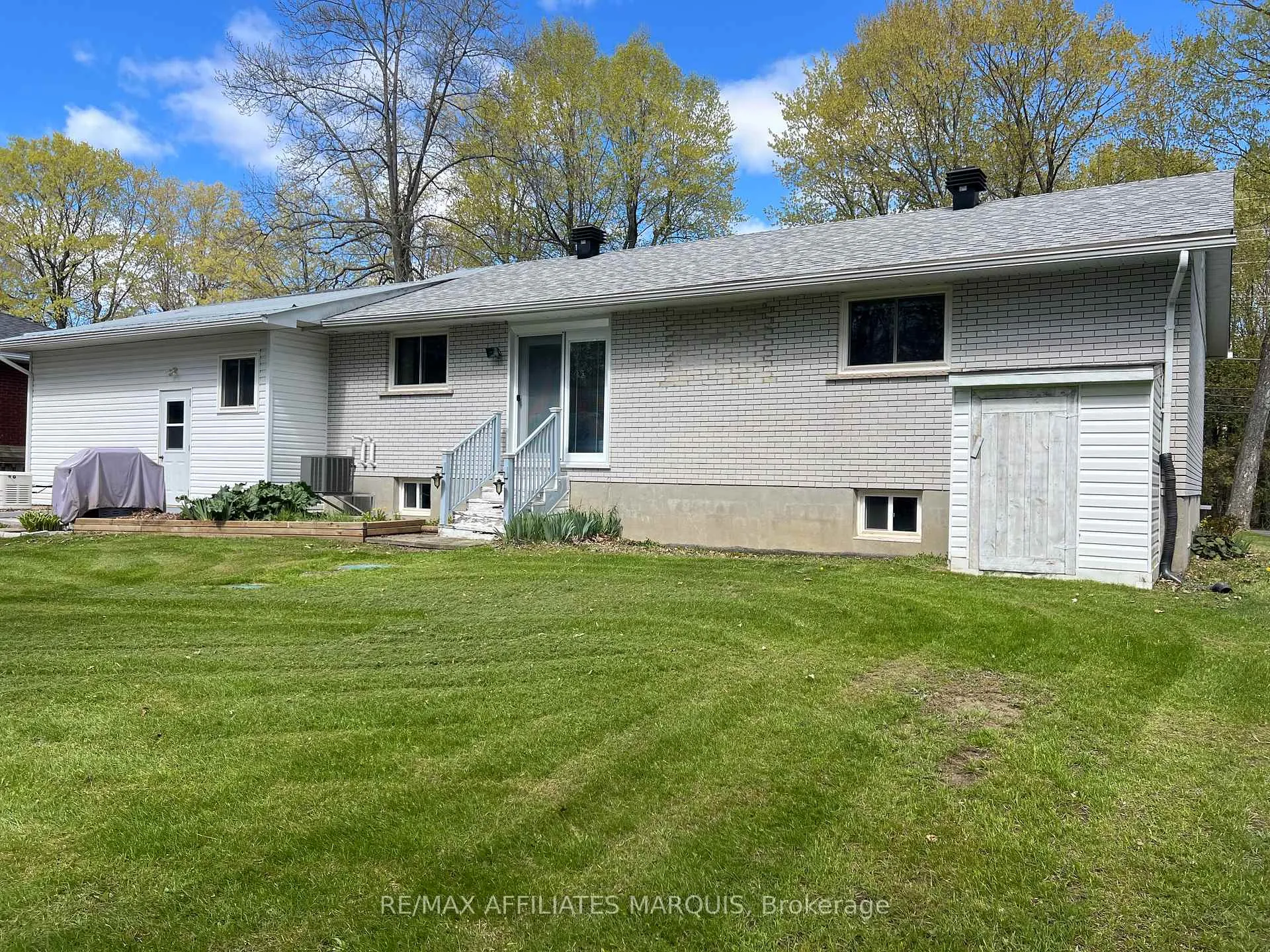 Photo 40 of 39 Golf Club Road, Rideau Lakes, Rideau Lakes (South Elmsley) Twp — HOMEH