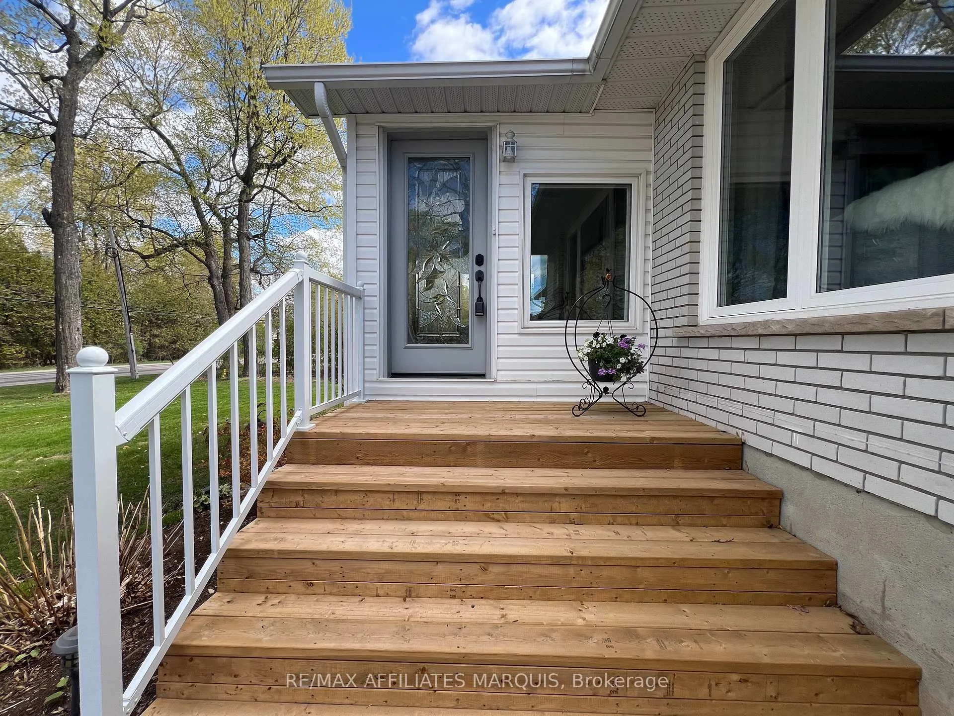Photo 4 of 39 Golf Club Road, Rideau Lakes, Rideau Lakes (South Elmsley) Twp — HOMEH