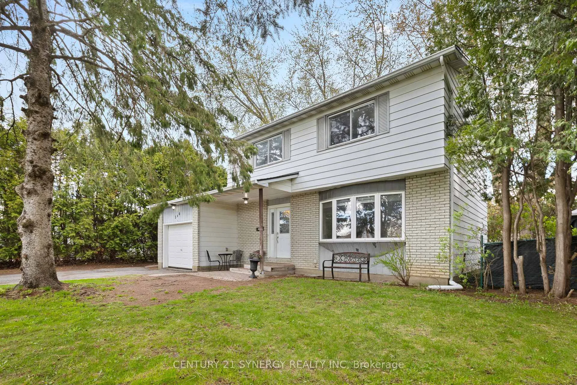 Photo 2 of 346 Nagel Avenue, Ottawa, Bilberry Creek/Queenswood Heights — HOMEH
