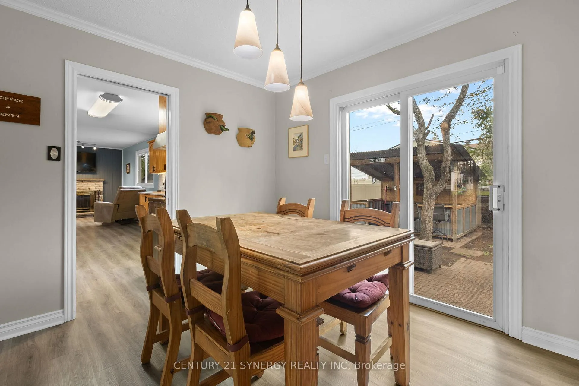 Photo 9 of 346 Nagel Avenue, Ottawa, Bilberry Creek/Queenswood Heights — HOMEH