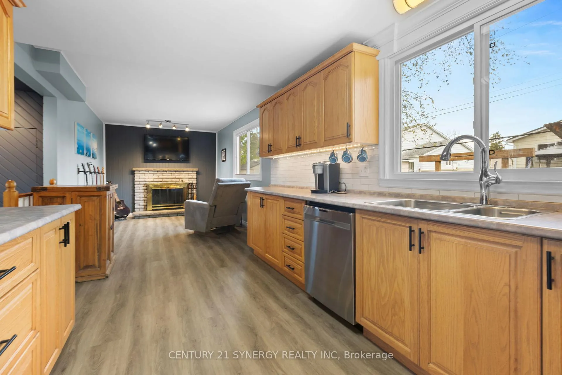 Photo 14 of 346 Nagel Avenue, Ottawa, Bilberry Creek/Queenswood Heights — HOMEH