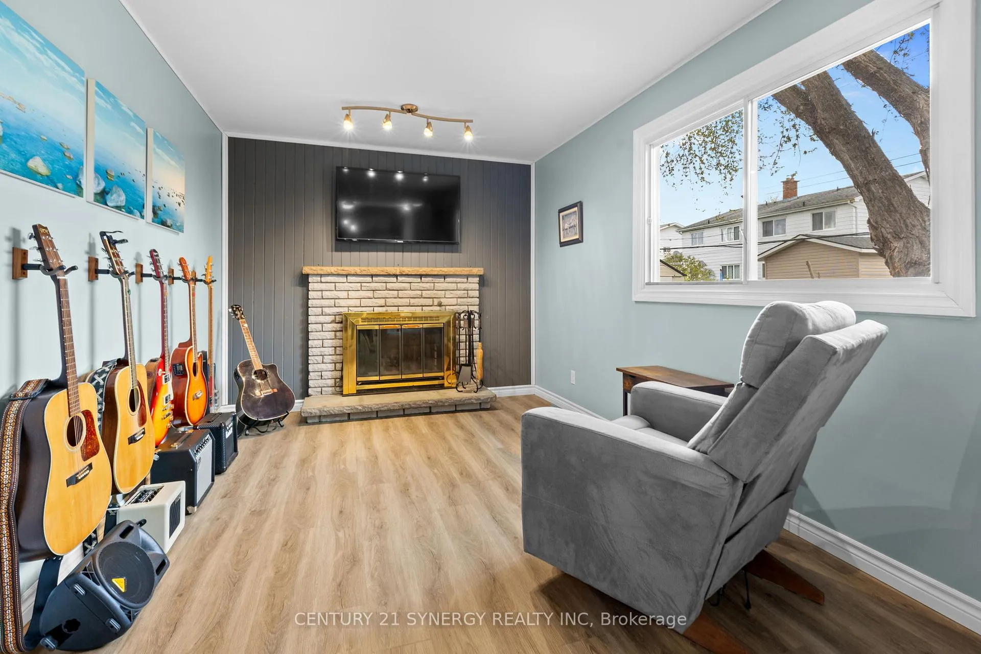Photo 15 of 346 Nagel Avenue, Ottawa, Bilberry Creek/Queenswood Heights — HOMEH