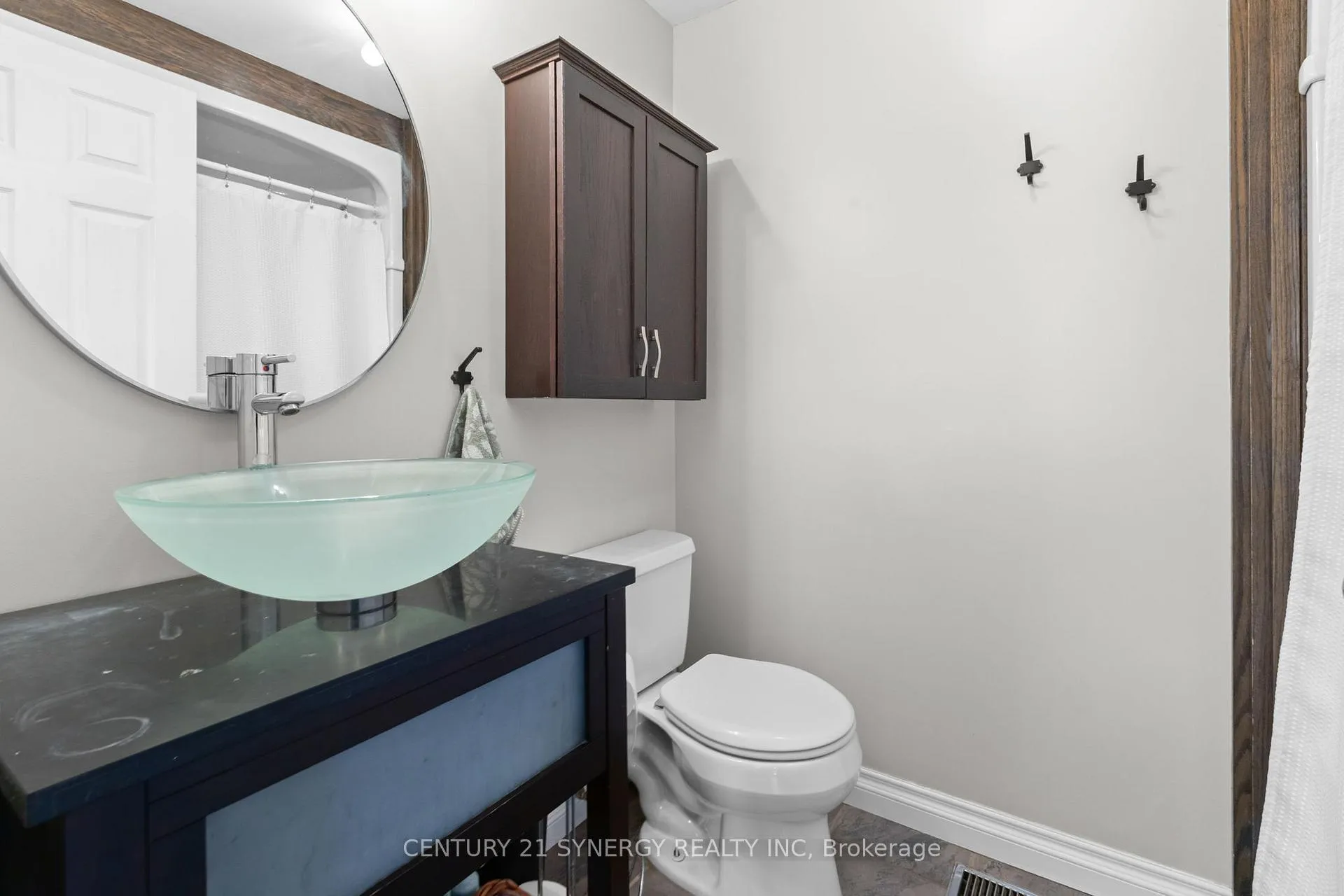 Photo 20 of 346 Nagel Avenue, Ottawa, Bilberry Creek/Queenswood Heights — HOMEH