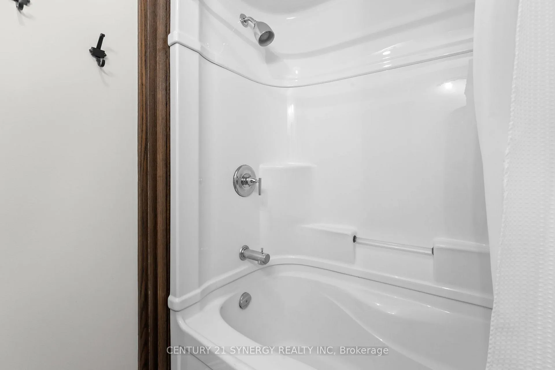 Photo 21 of 346 Nagel Avenue, Ottawa, Bilberry Creek/Queenswood Heights — HOMEH