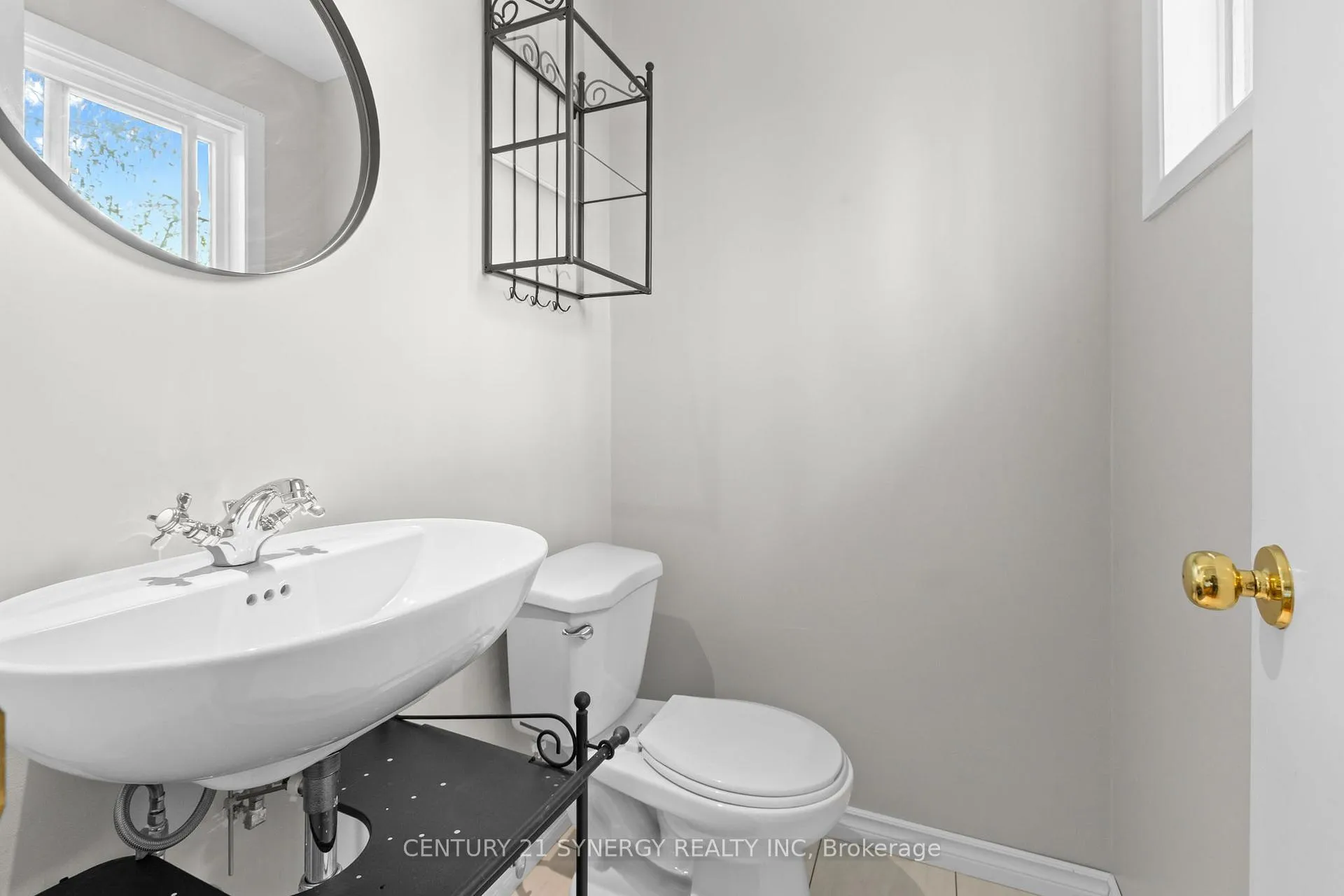 Photo 24 of 346 Nagel Avenue, Ottawa, Bilberry Creek/Queenswood Heights — HOMEH