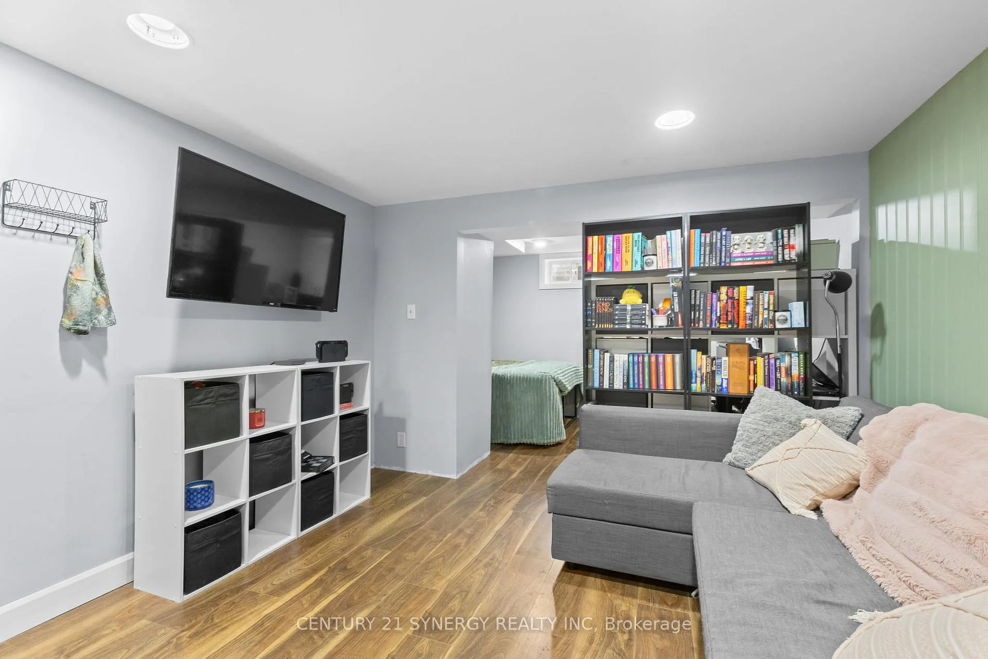 Photo 31 of 346 Nagel Avenue, Ottawa, Bilberry Creek/Queenswood Heights — HOMEH