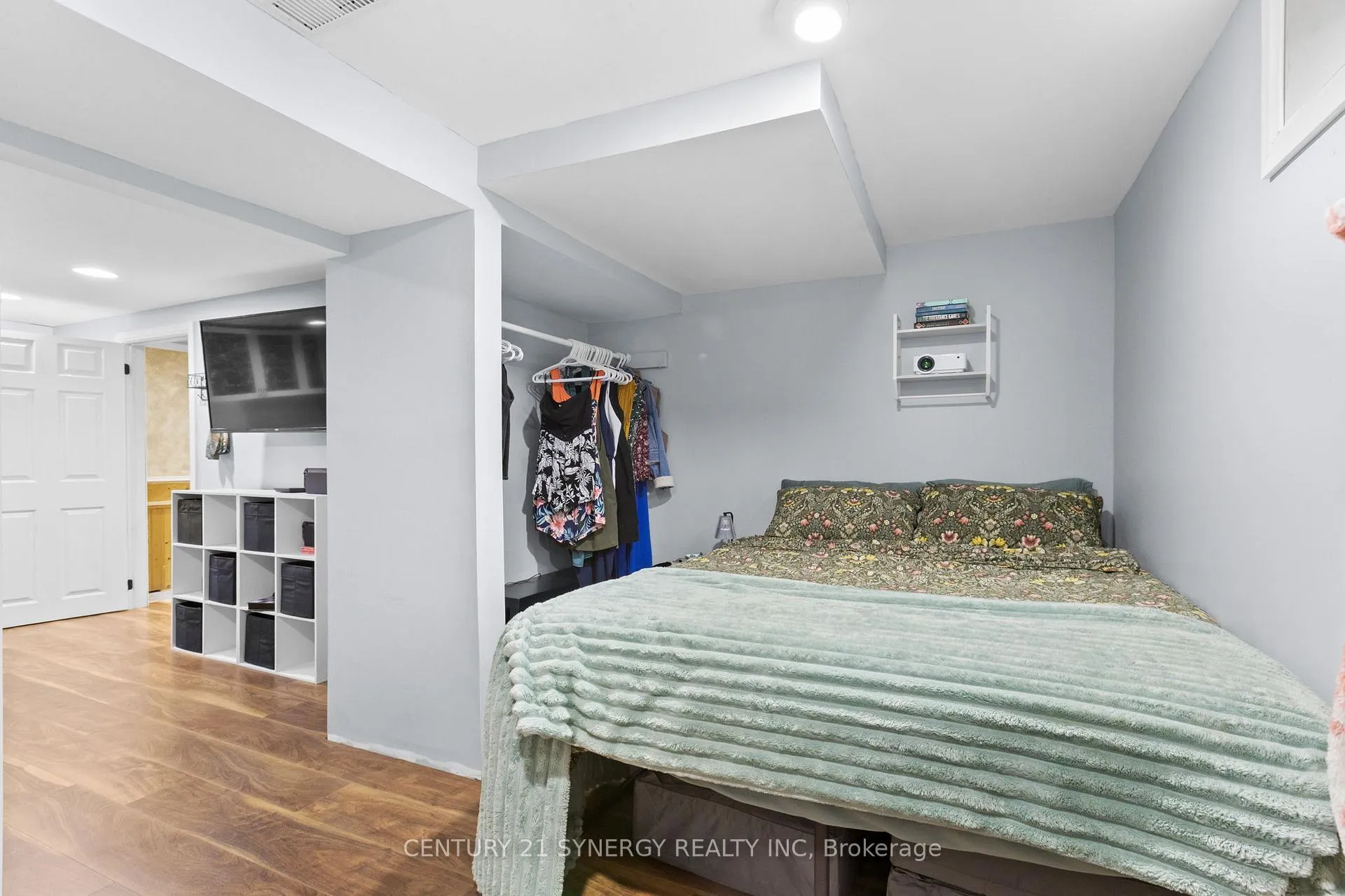 Photo 35 of 346 Nagel Avenue, Ottawa, Bilberry Creek/Queenswood Heights — HOMEH