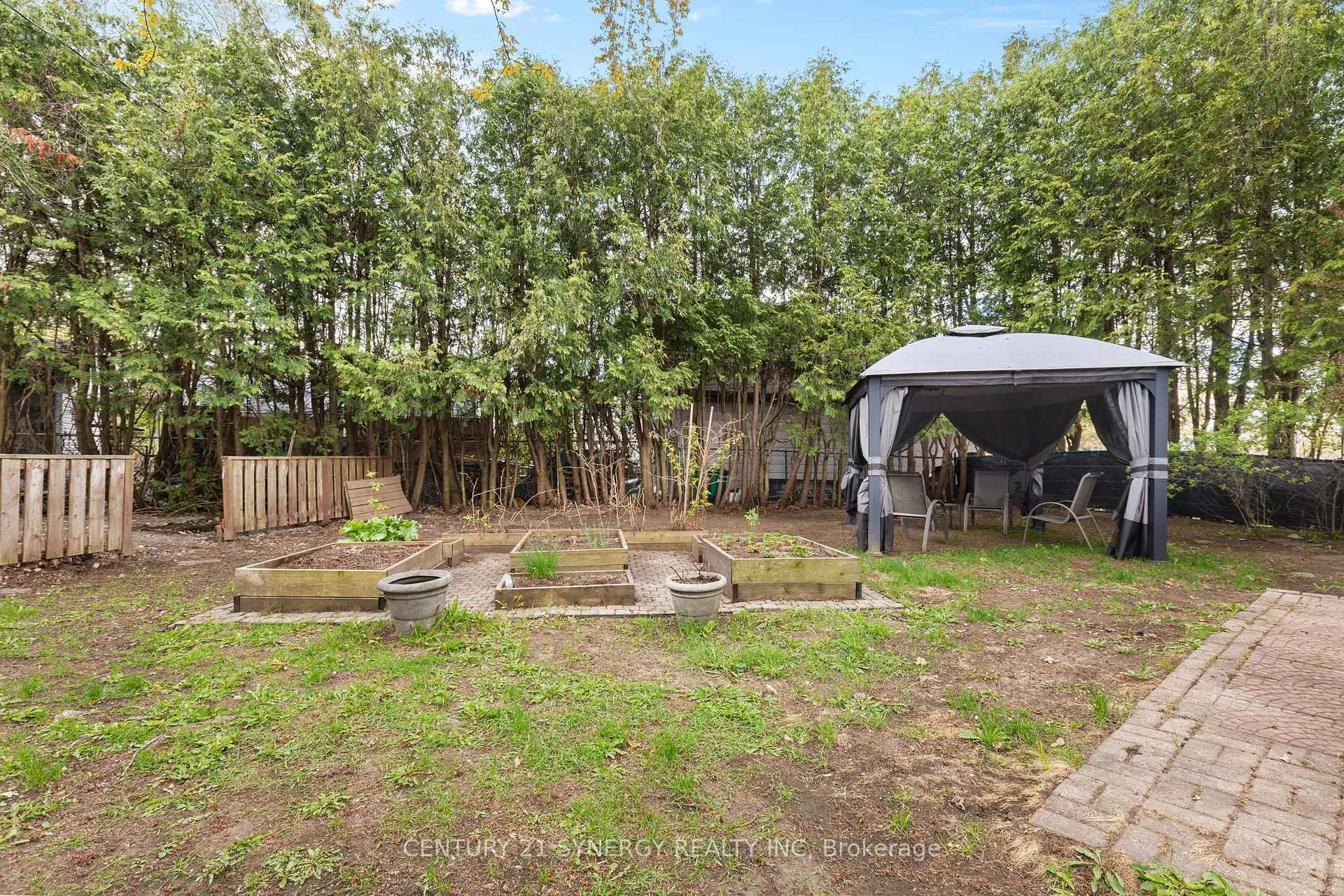 Photo 42 of 346 Nagel Avenue, Ottawa, Bilberry Creek/Queenswood Heights — HOMEH