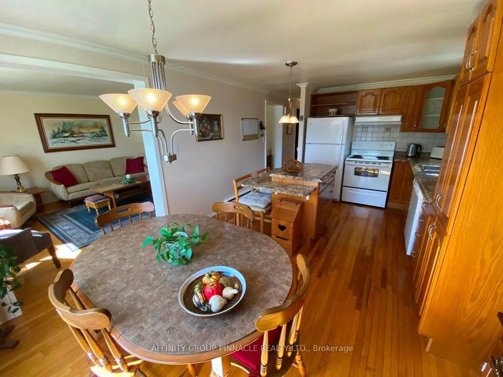 Photo 7 of 94 Sanderling Crescent, Kawartha Lakes, Lindsay — HOMEH
