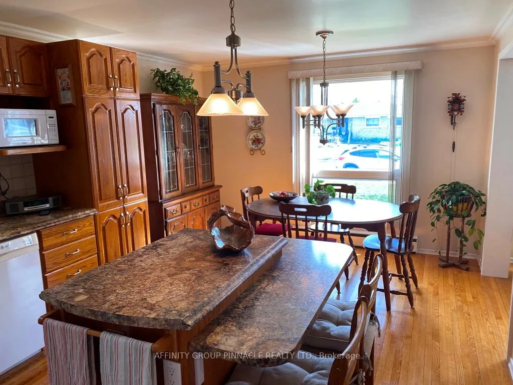 Photo 11 of 94 Sanderling Crescent, Kawartha Lakes, Lindsay — HOMEH