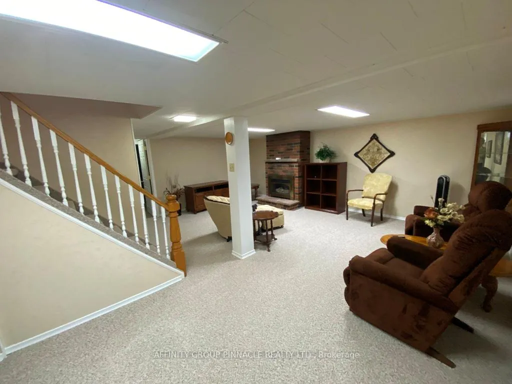 Photo 26 of 94 Sanderling Crescent, Kawartha Lakes, Lindsay — HOMEH
