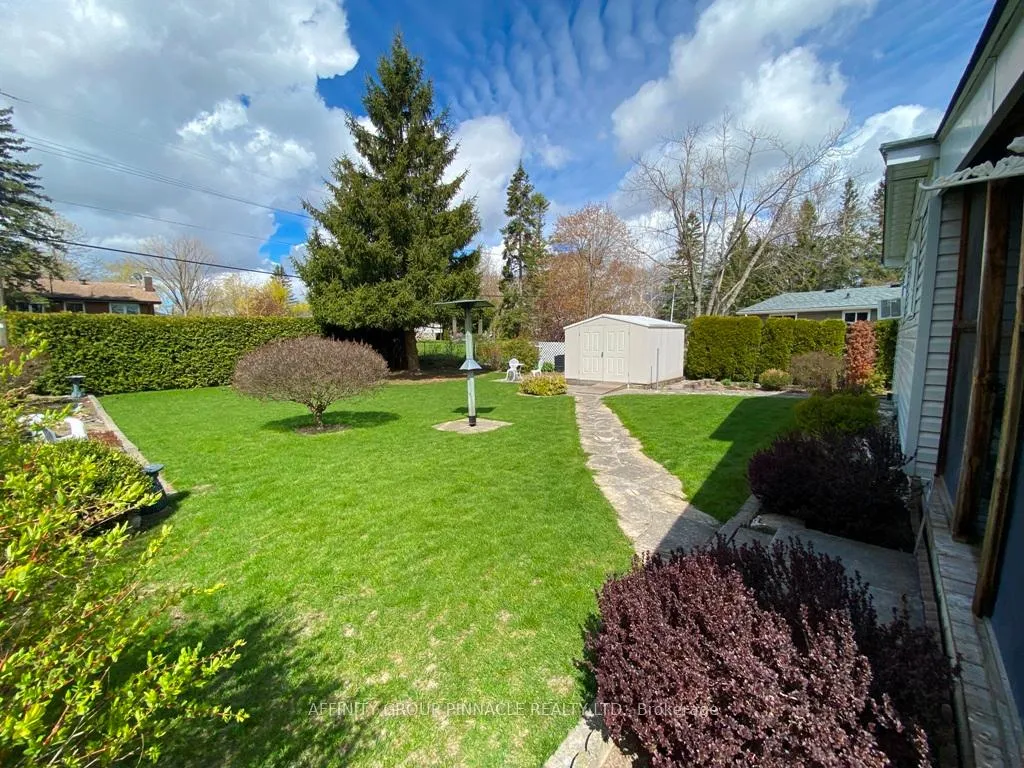 Photo 39 of 94 Sanderling Crescent, Kawartha Lakes, Lindsay — HOMEH