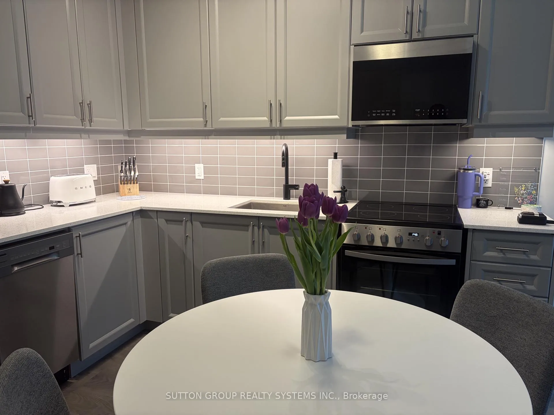 Photo 3 of Unit 328, 2333 Khalsa Gate, Oakville, Westmount — HOMEH