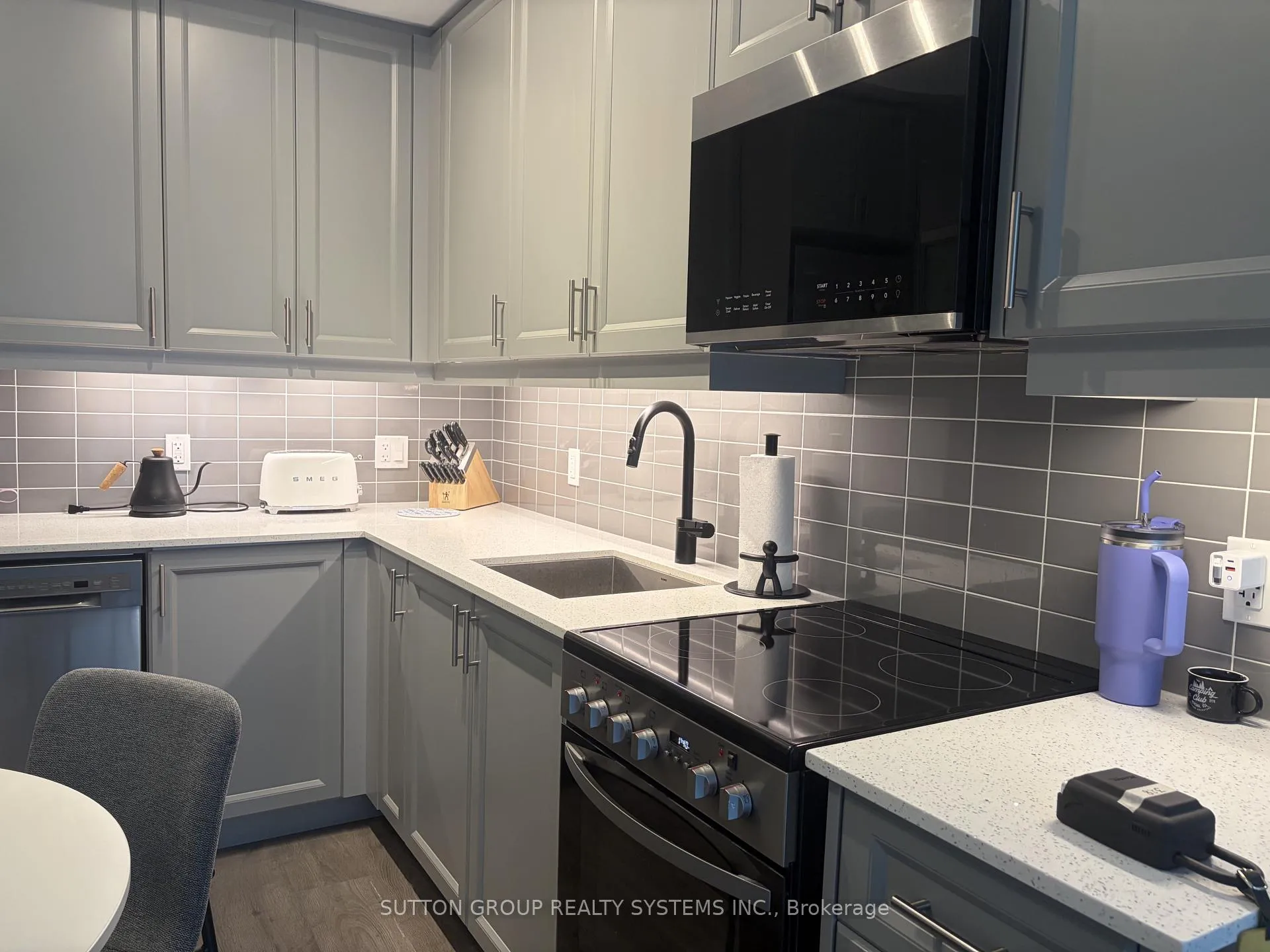Photo 4 of Unit 328, 2333 Khalsa Gate, Oakville, Westmount — HOMEH