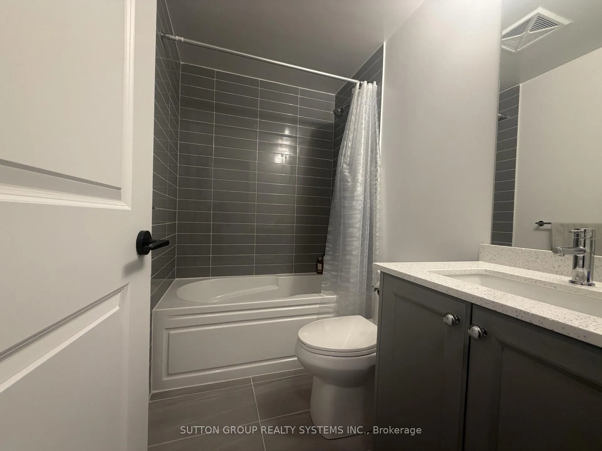 Photo 10 of Unit 328, 2333 Khalsa Gate, Oakville, Westmount — HOMEH