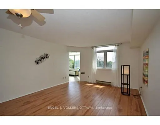 Photo 4 of Unit 409, 1025 Grenon Avenue, Ottawa, Fairfield Heights — HOMEH