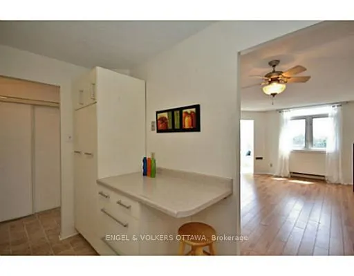Photo 5 of Unit 409, 1025 Grenon Avenue, Ottawa, Fairfield Heights — HOMEH