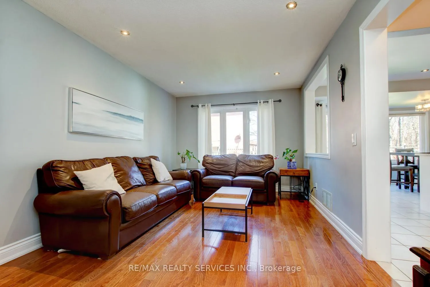 Photo 8 of 3 Nymark Place, Brampton, Westgate — HOMEH