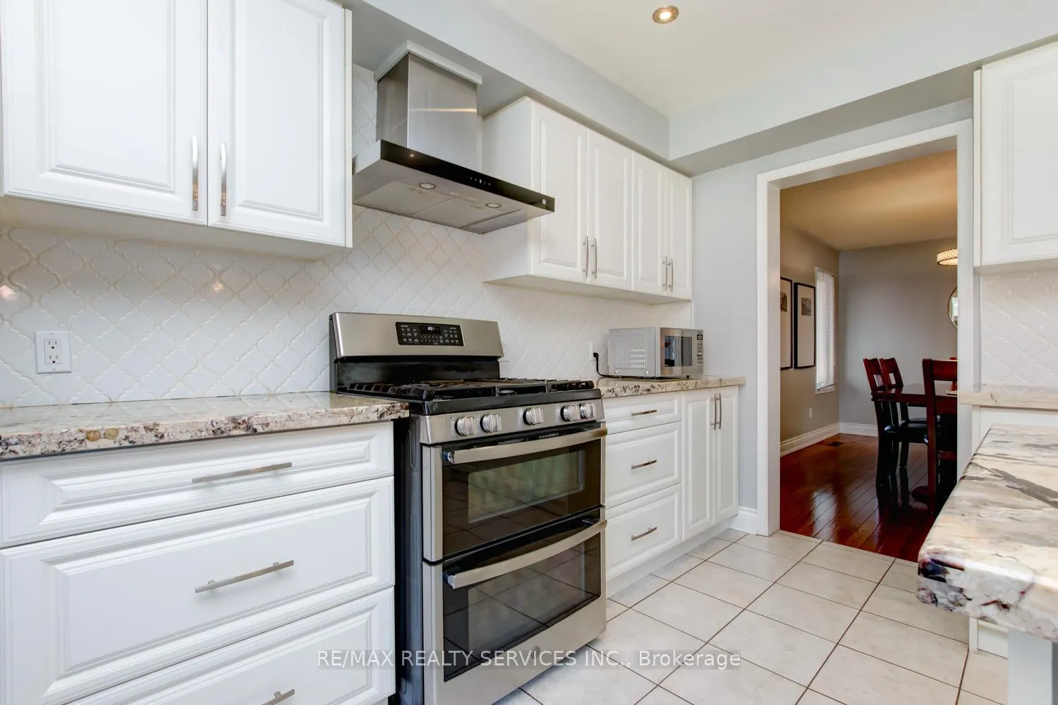 Photo 17 of 3 Nymark Place, Brampton, Westgate — HOMEH