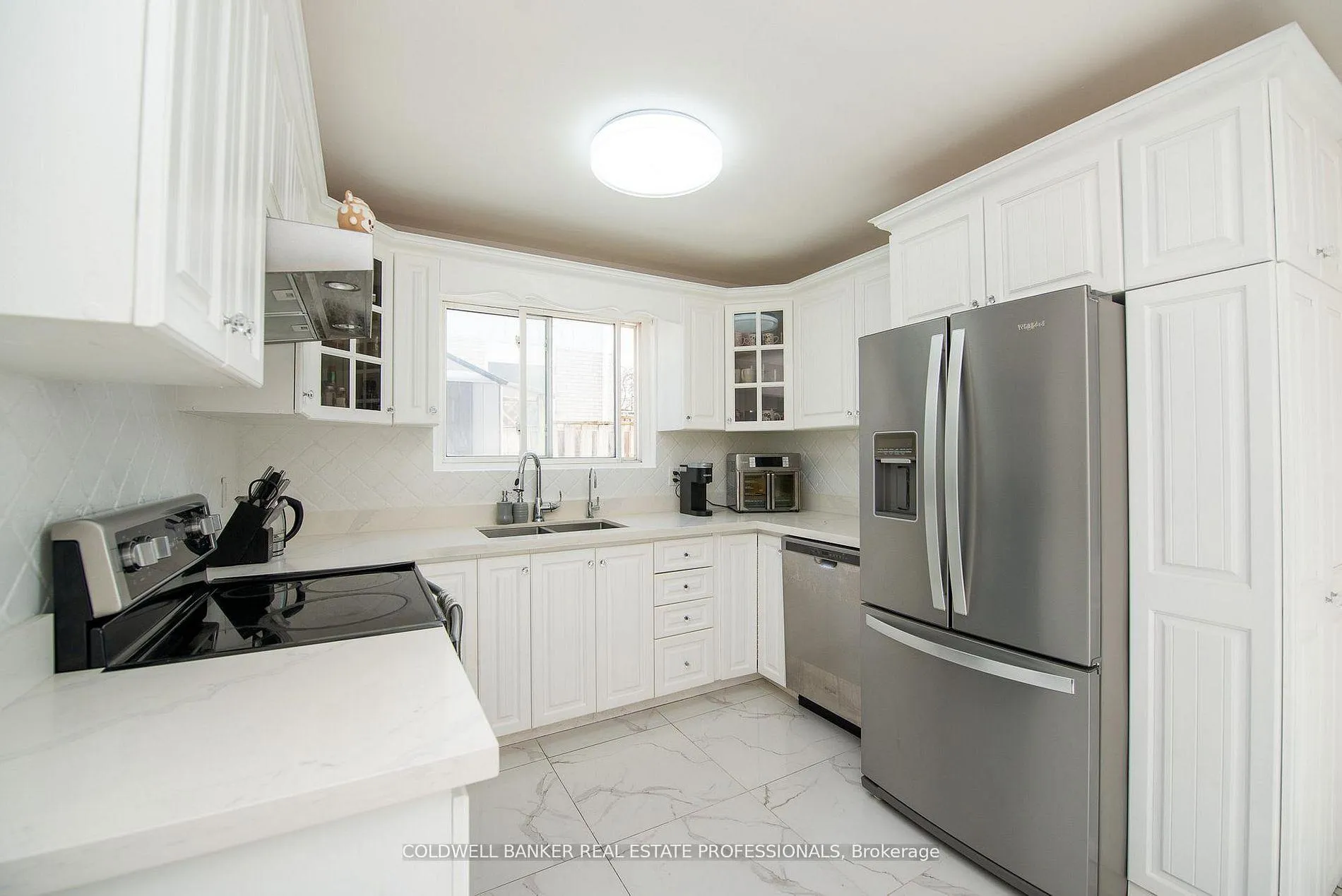 Photo 8 of 781 Sunnypoint Drive, Newmarket, Huron Heights-Leslie Valley — HOMEH