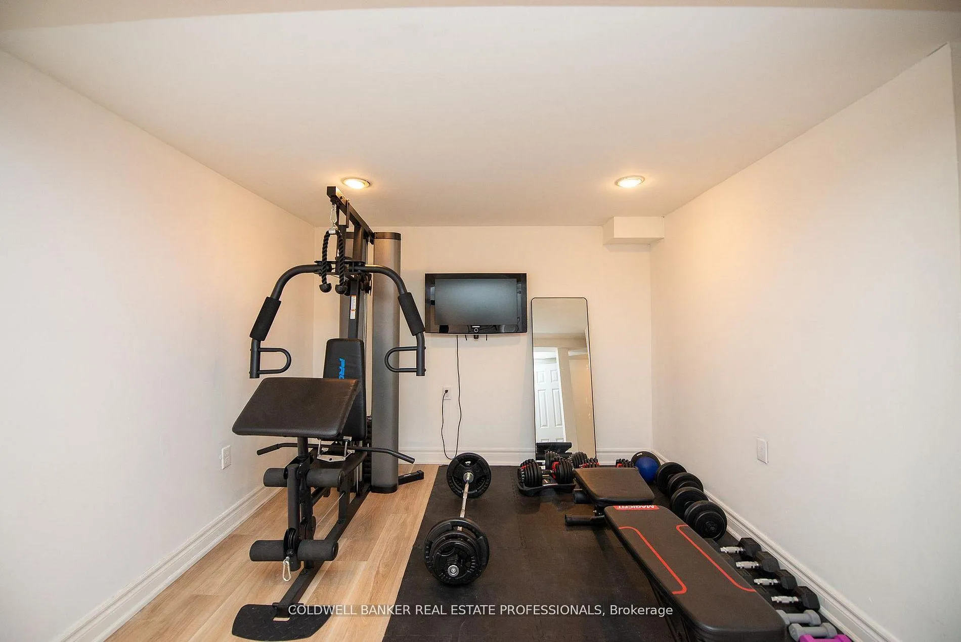 Photo 21 of 781 Sunnypoint Drive, Newmarket, Huron Heights-Leslie Valley — HOMEH