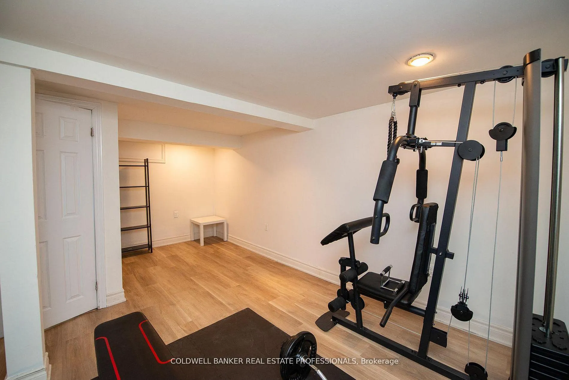 Photo 23 of 781 Sunnypoint Drive, Newmarket, Huron Heights-Leslie Valley — HOMEH