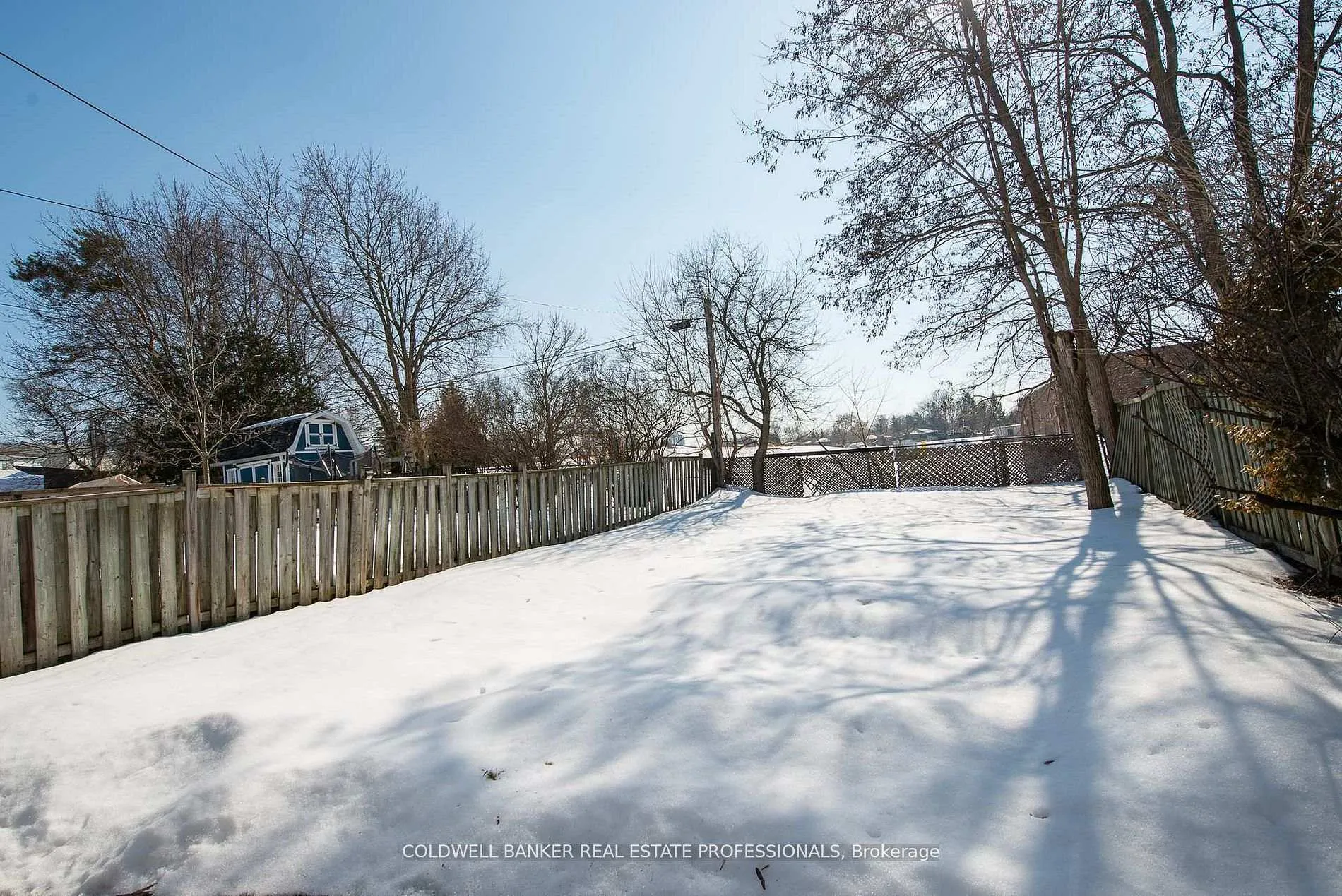 Photo 25 of 781 Sunnypoint Drive, Newmarket, Huron Heights-Leslie Valley — HOMEH