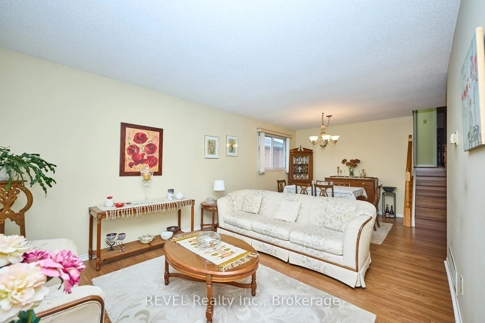Photo 4 of 7395 Alex Avenue, Niagara Falls, Oldfield — HOMEH