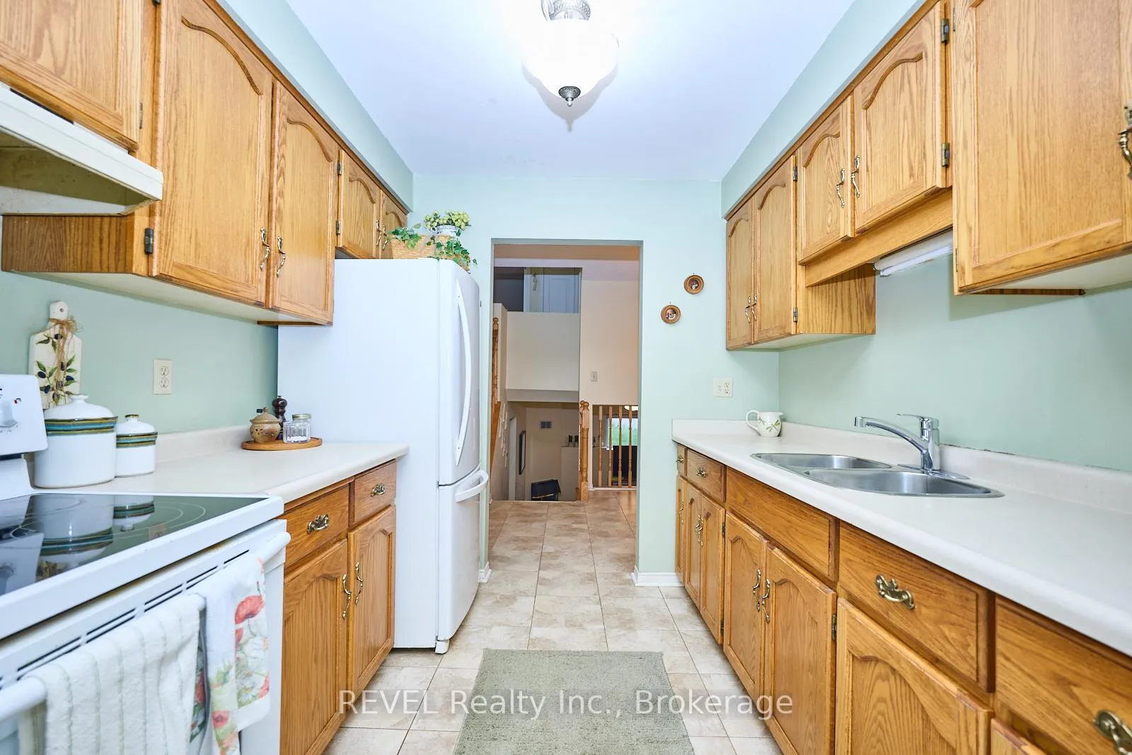Photo 8 of 7395 Alex Avenue, Niagara Falls, Oldfield — HOMEH