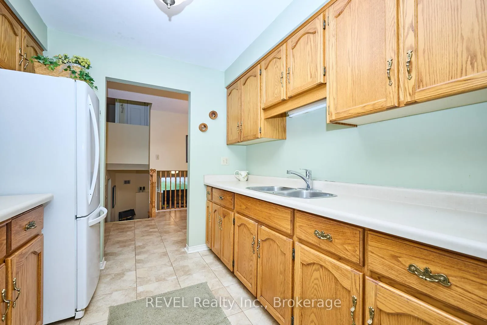 Photo 9 of 7395 Alex Avenue, Niagara Falls, Oldfield — HOMEH