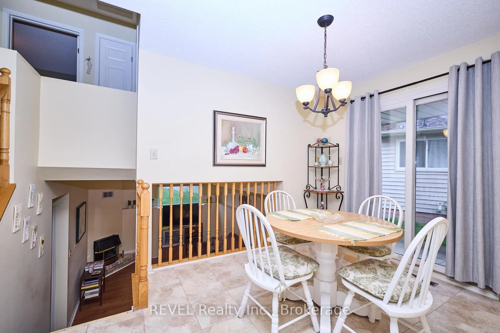 Photo 10 of 7395 Alex Avenue, Niagara Falls, Oldfield — HOMEH