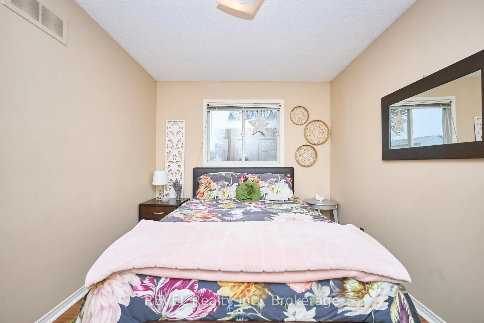 Photo 15 of 7395 Alex Avenue, Niagara Falls, Oldfield — HOMEH