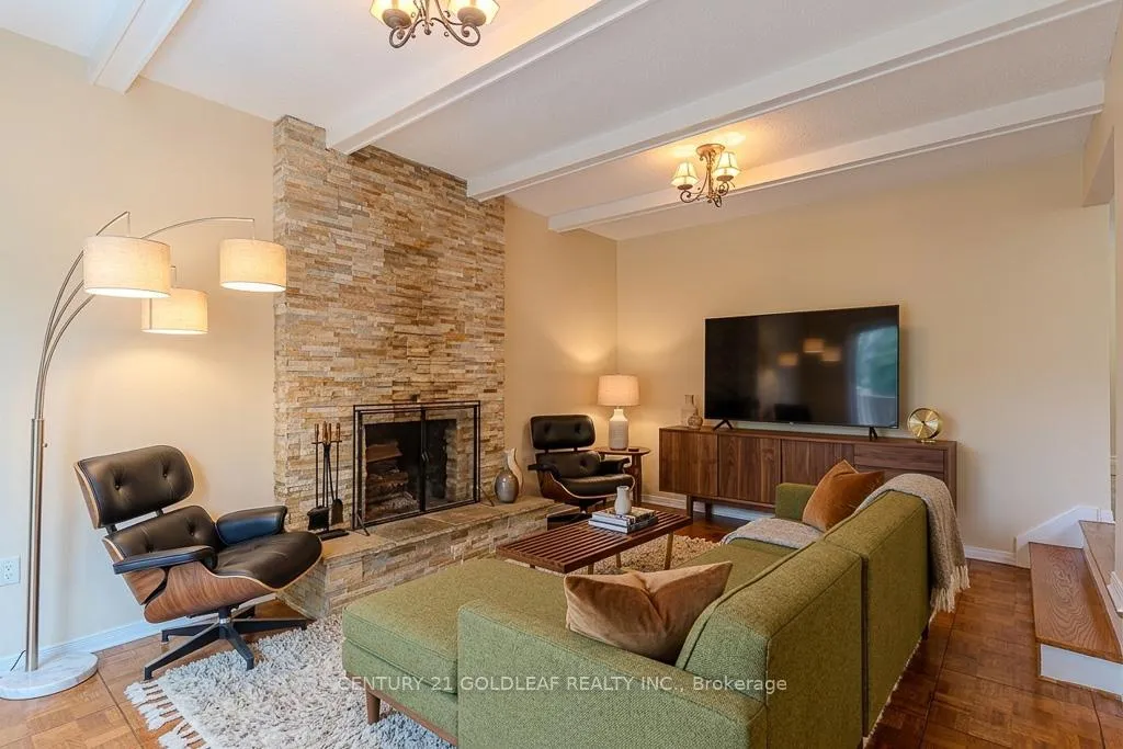 Photo 18 of 19 Southpark Drive, Ottawa, Blackburn Hamlet — HOMEH