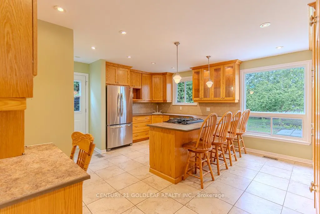 Photo 22 of 19 Southpark Drive, Ottawa, Blackburn Hamlet — HOMEH