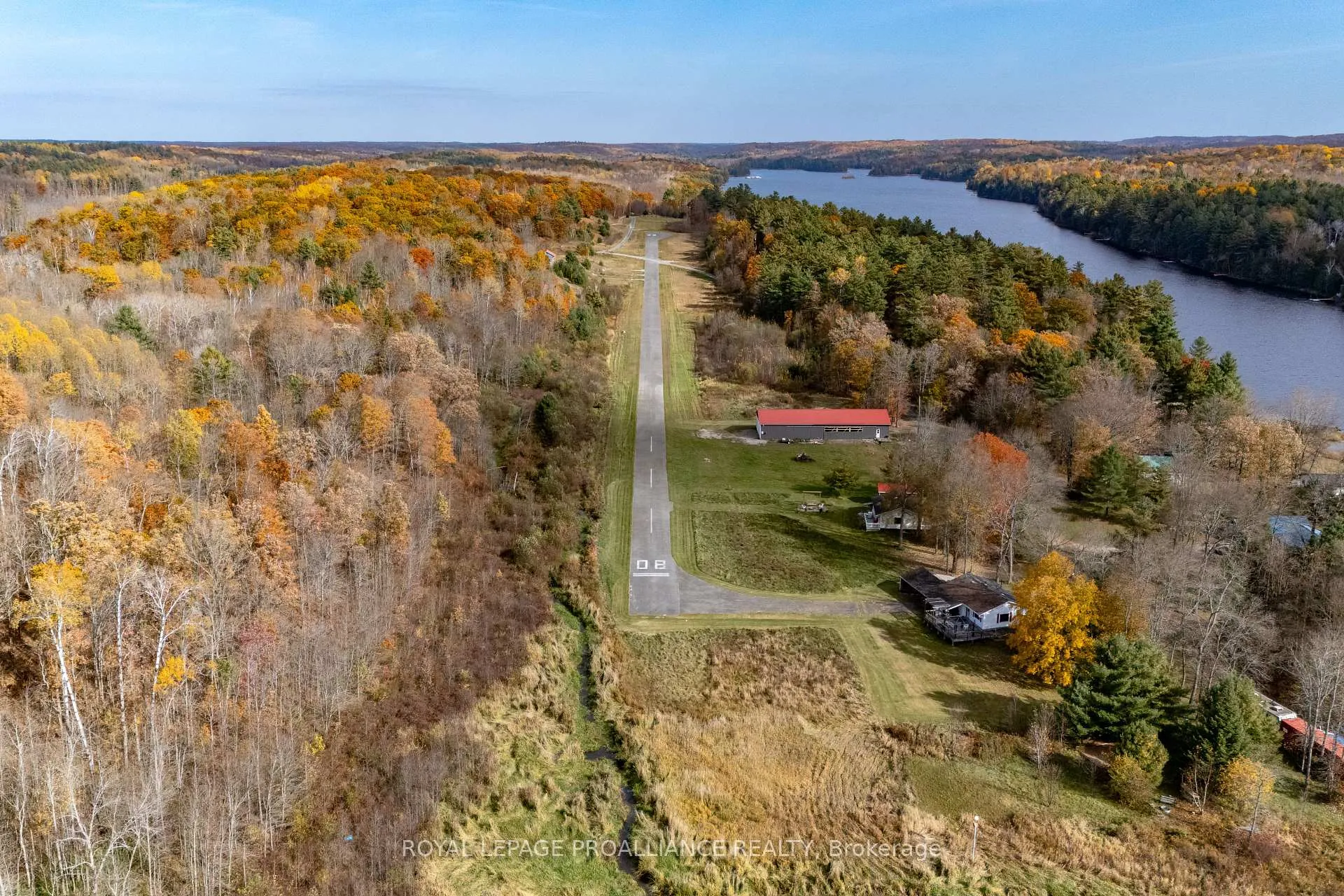 Photo 7 of 1019 Turner Way, Frontenac, Frontenac Centre — HOMEH