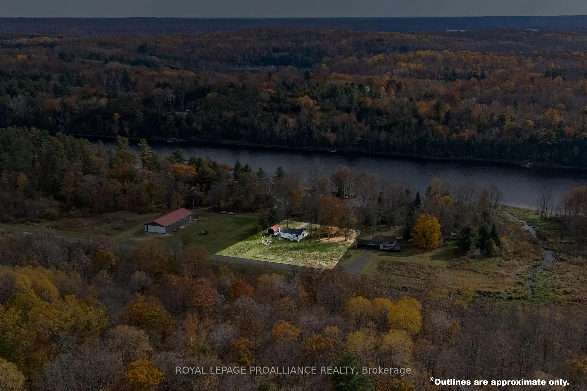 Photo 8 of 1019 Turner Way, Frontenac, Frontenac Centre — HOMEH