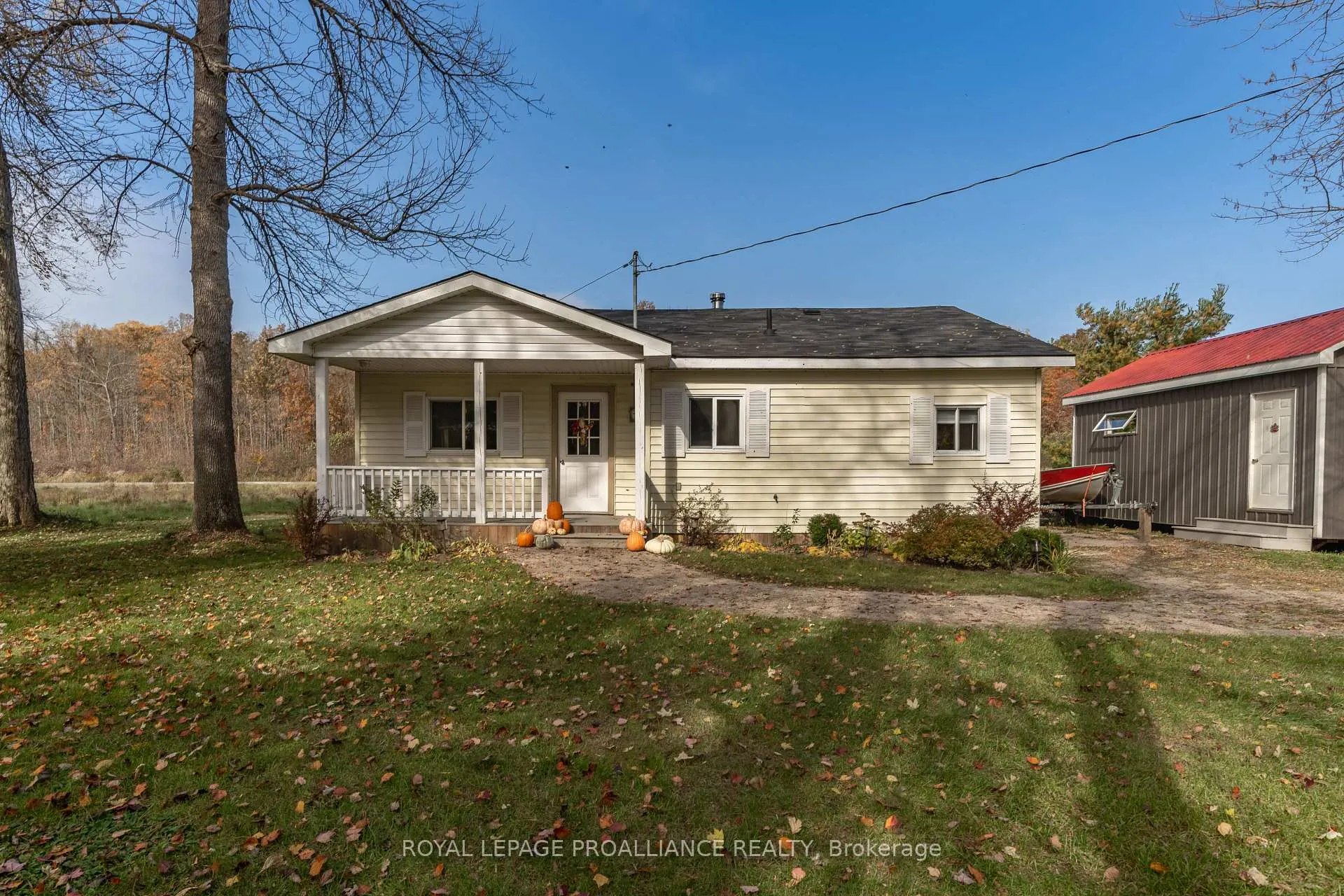 Photo 16 of 1019 Turner Way, Frontenac, Frontenac Centre — HOMEH