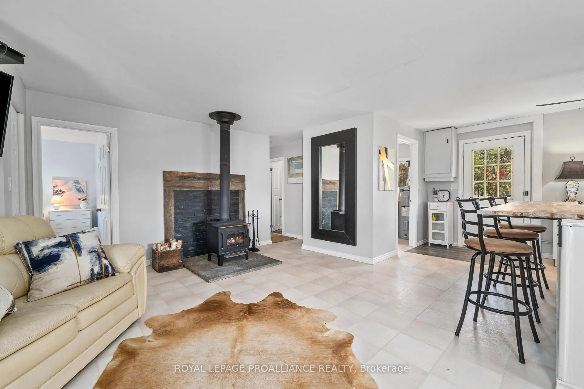 Photo 22 of 1019 Turner Way, Frontenac, Frontenac Centre — HOMEH