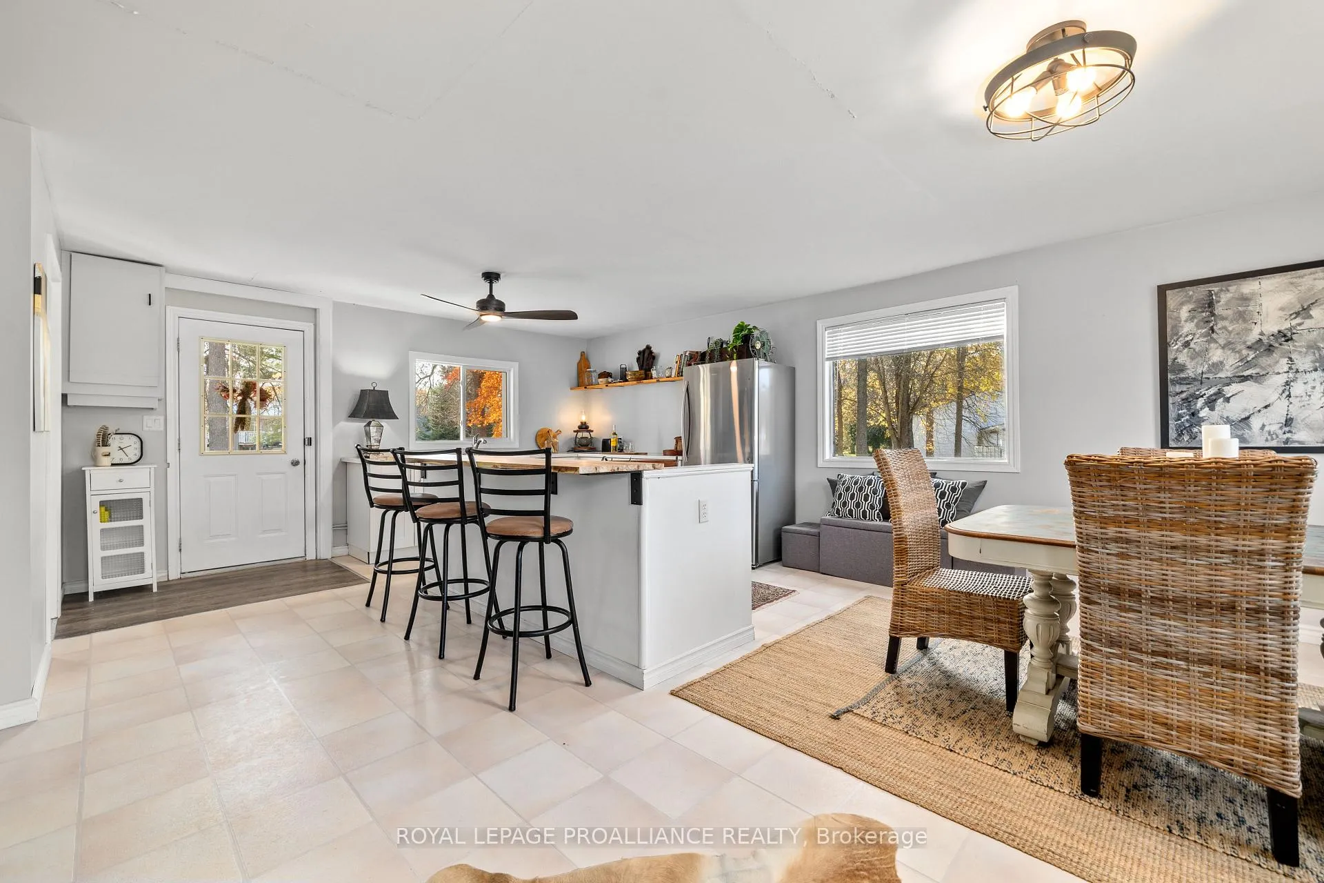 Photo 26 of 1019 Turner Way, Frontenac, Frontenac Centre — HOMEH
