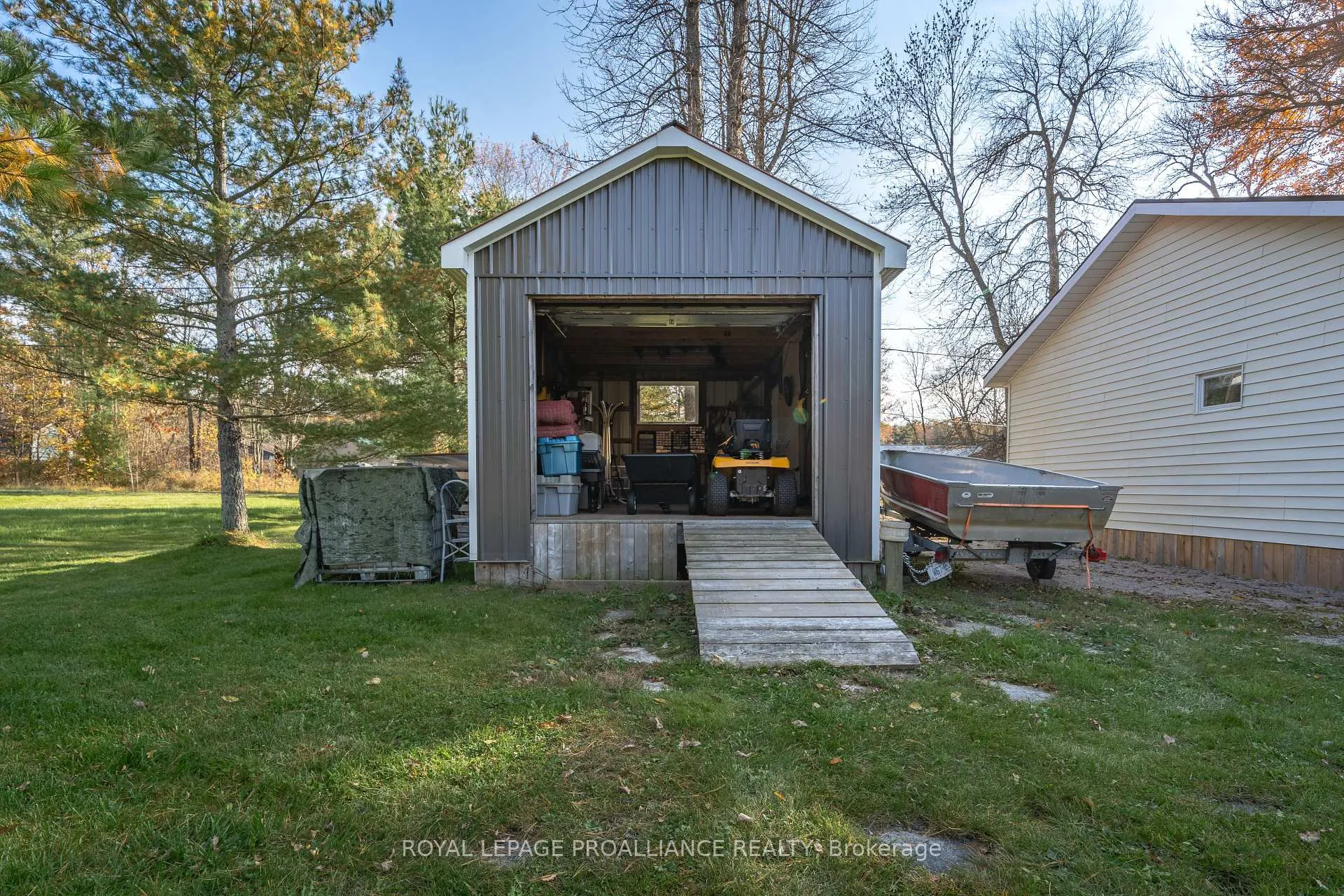 Photo 46 of 1019 Turner Way, Frontenac, Frontenac Centre — HOMEH