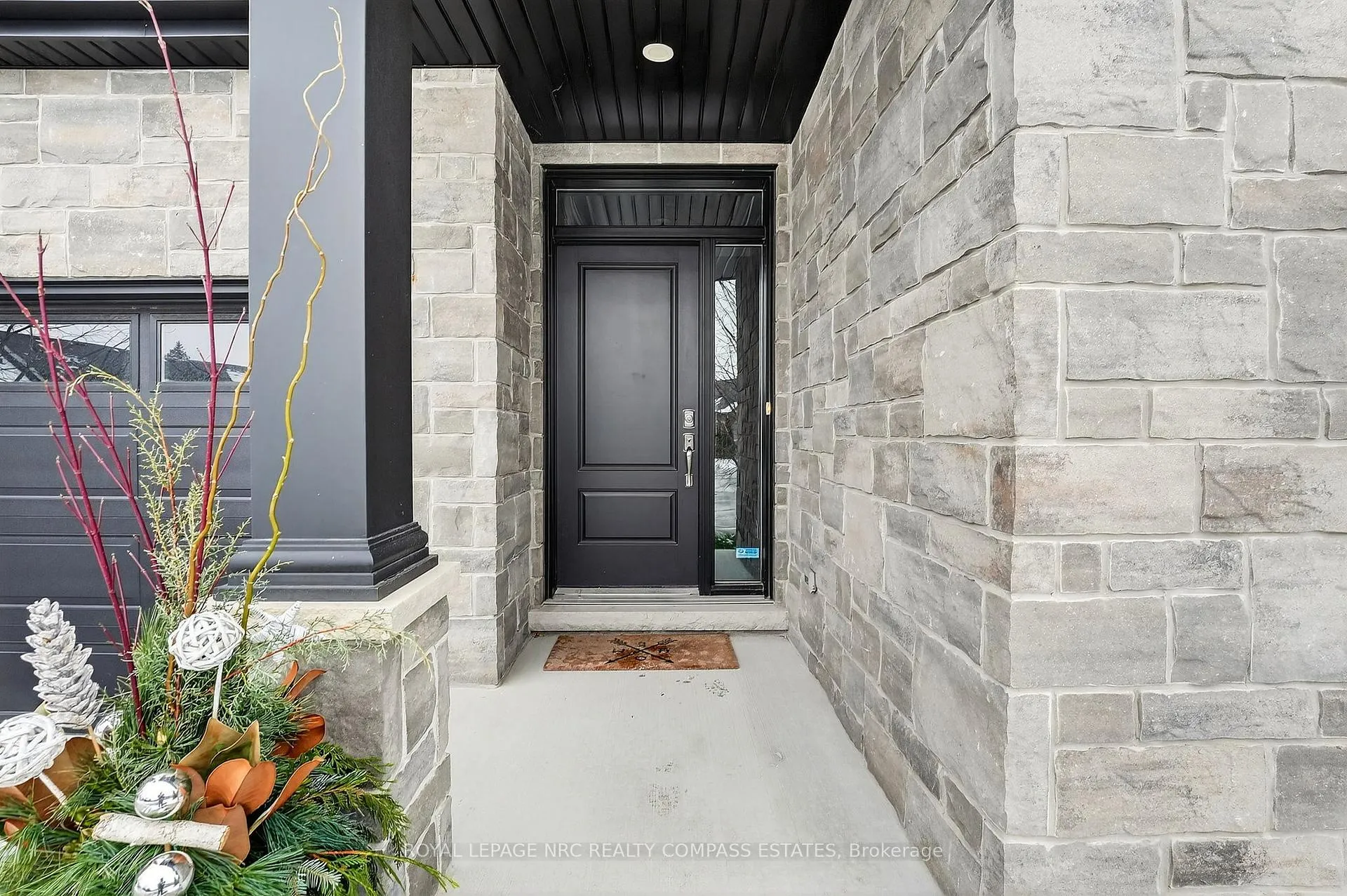 Photo 2 of Unit 13, 525 Niagara Street, St. Catharines, Vine/Linwell — HOMEH