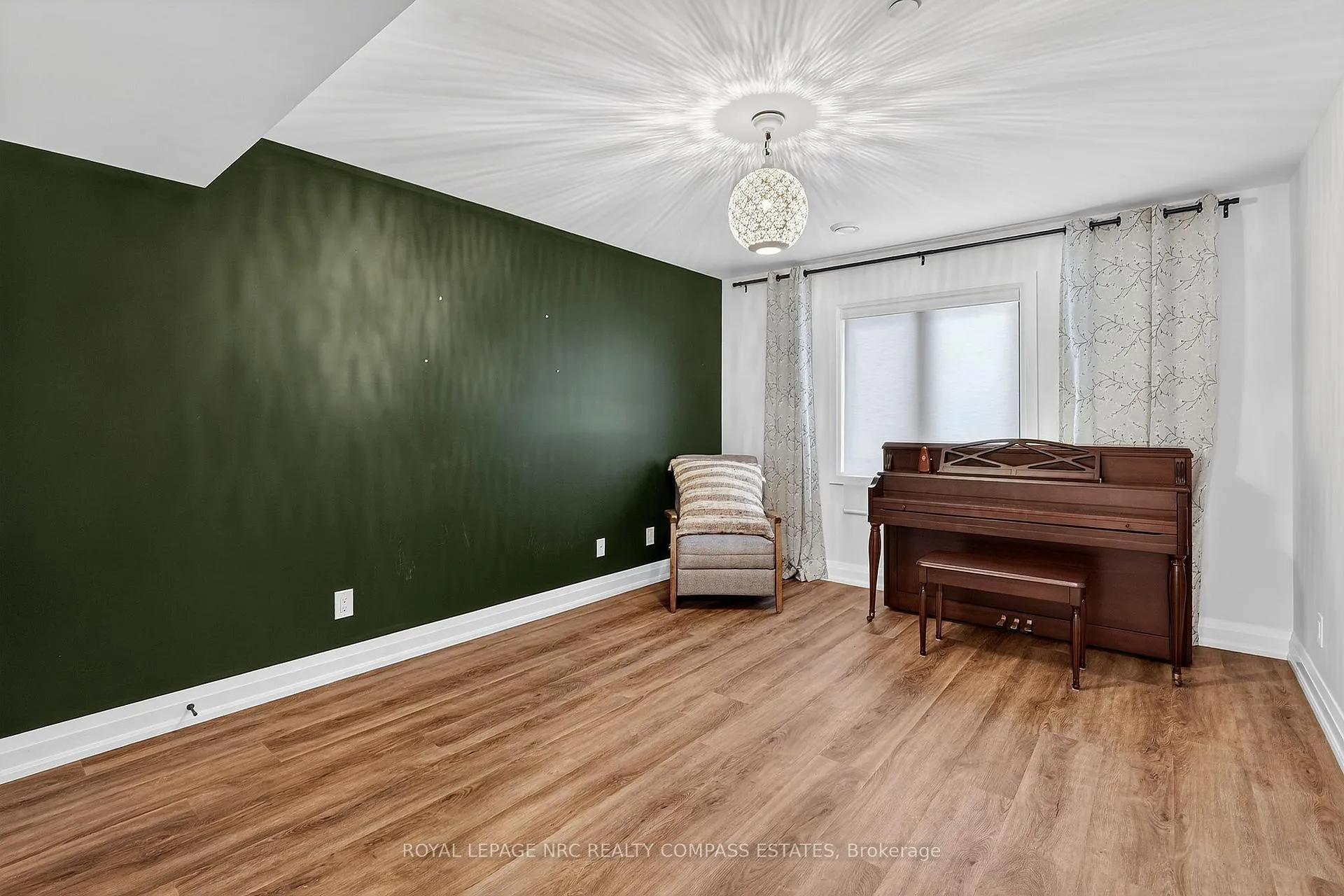 Photo 33 of Unit 13, 525 Niagara Street, St. Catharines, Vine/Linwell — HOMEH